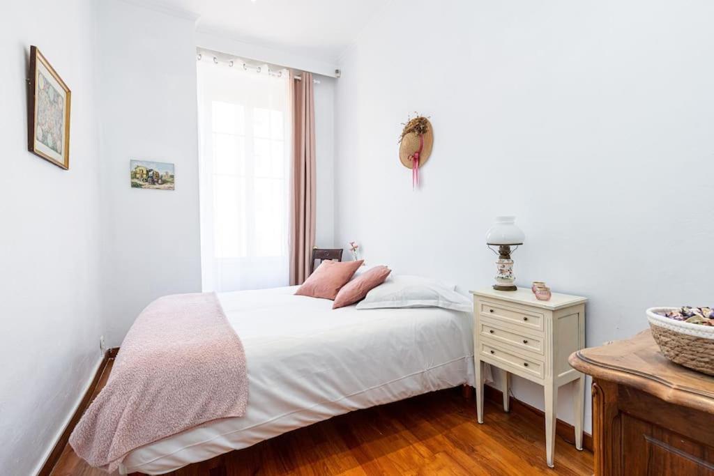 Risso - Comfortable 3 Bedrooms With Balcony Nice Ngoại thất bức ảnh