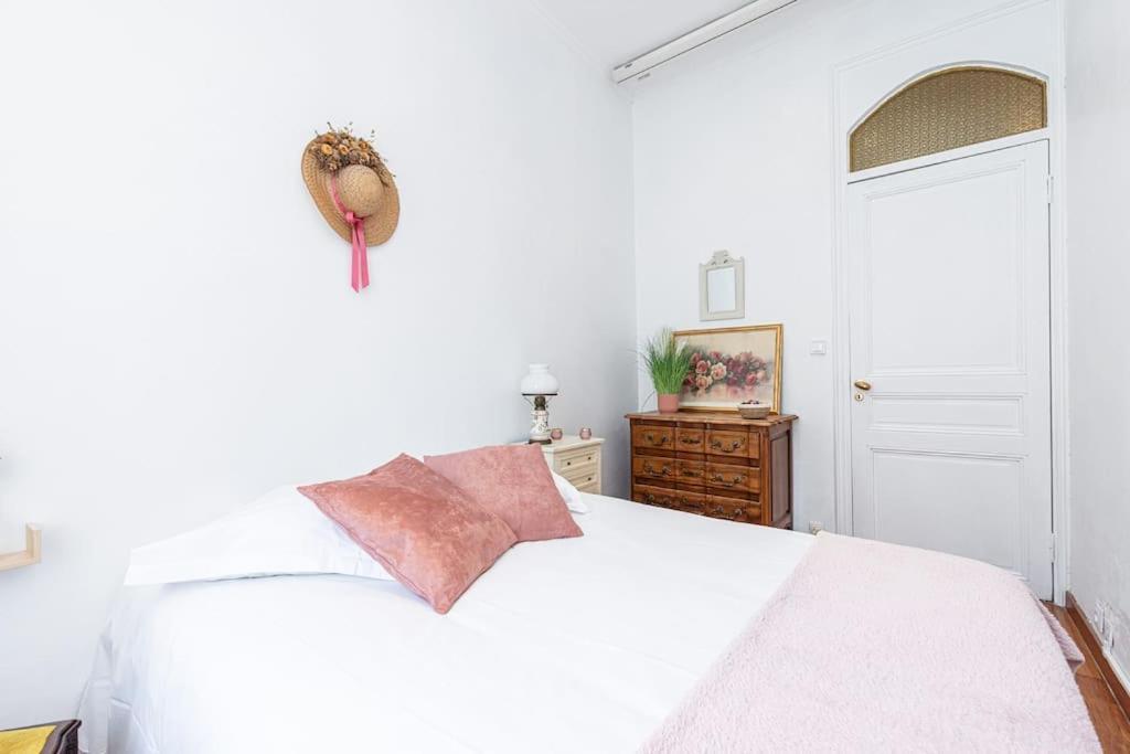 Risso - Comfortable 3 Bedrooms With Balcony Nice Ngoại thất bức ảnh