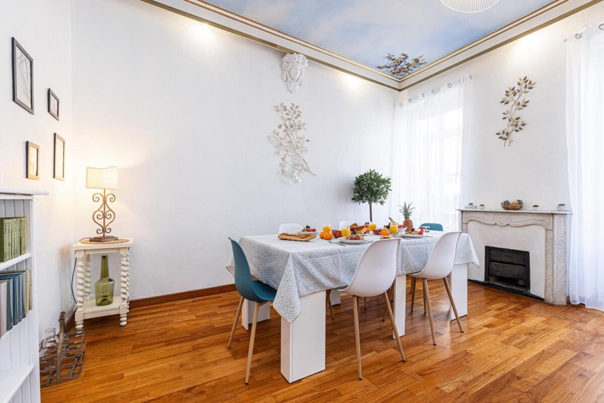 Risso - Comfortable 3 Bedrooms With Balcony Nice Ngoại thất bức ảnh
